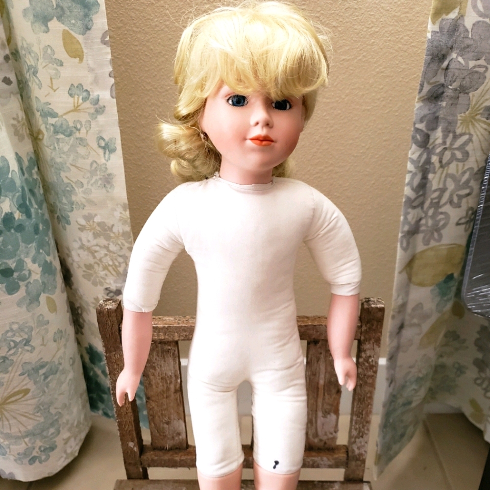 Dynasty Doll Collection Vintage Doll - Blonde